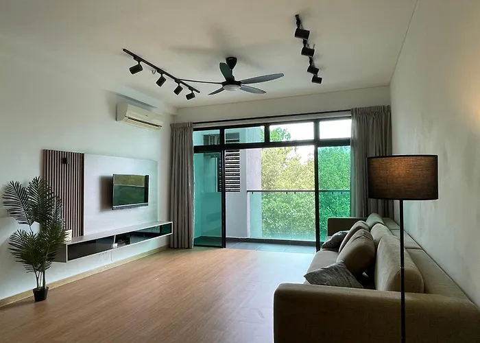 1Min To Bukitindah Aeon Skyloft 3Br Muji Poolview