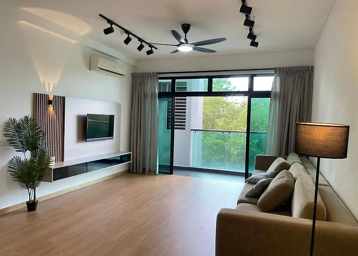 1Min To Bukitindah Aeon Skyloft 3Br Muji Poolview