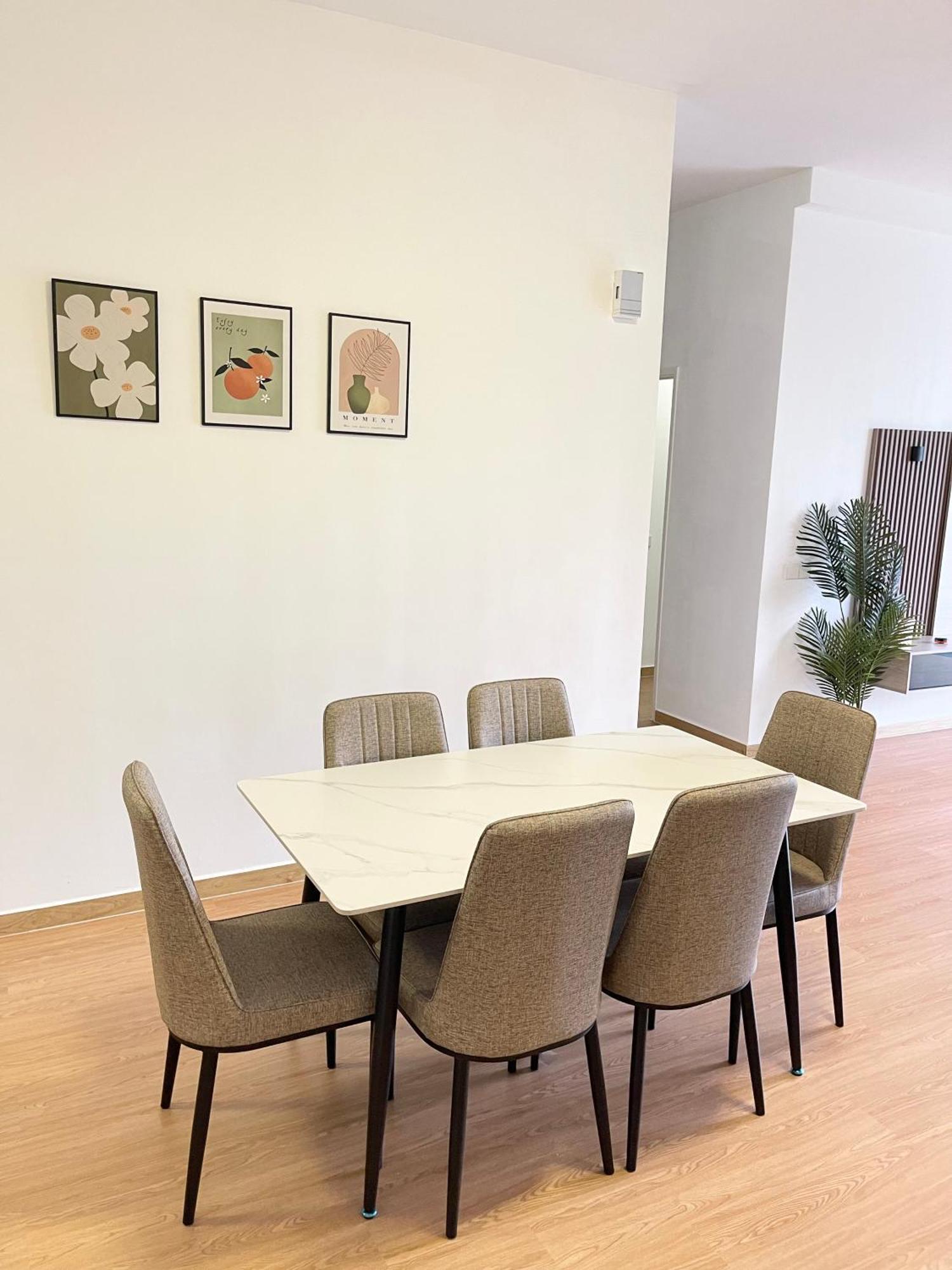 Pangsapuri 1min To Bukitindah Aeon Skyloft 3br Muji Poolview Johor Bahru