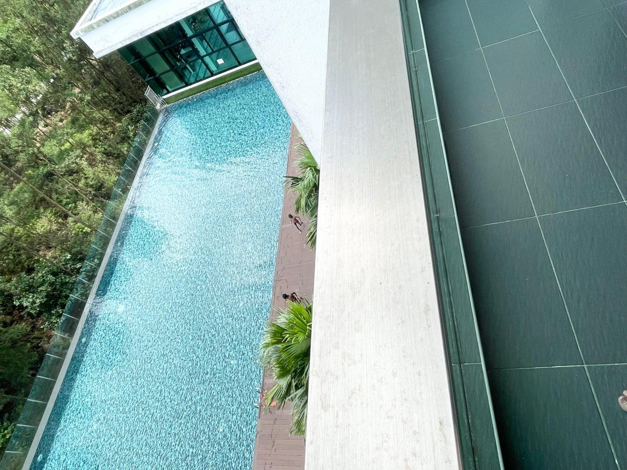 Pangsapuri 1min To Bukitindah Aeon Skyloft 3br Muji Poolview Johor Bahru