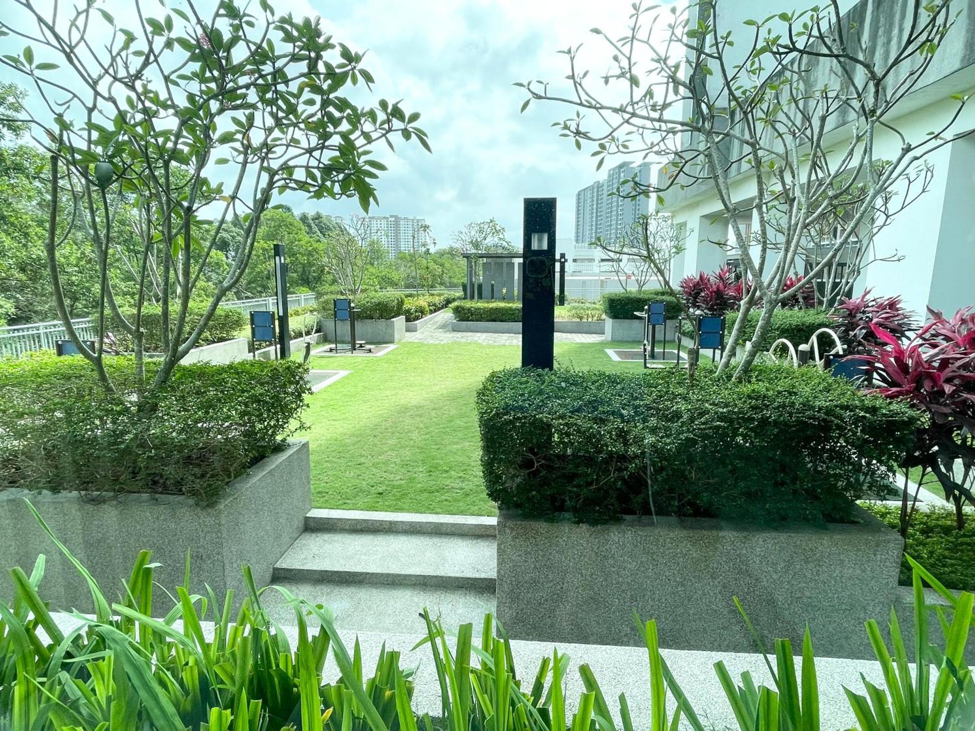 1min To Bukitindah Aeon Skyloft 3br Muji Poolview Johor Bahru